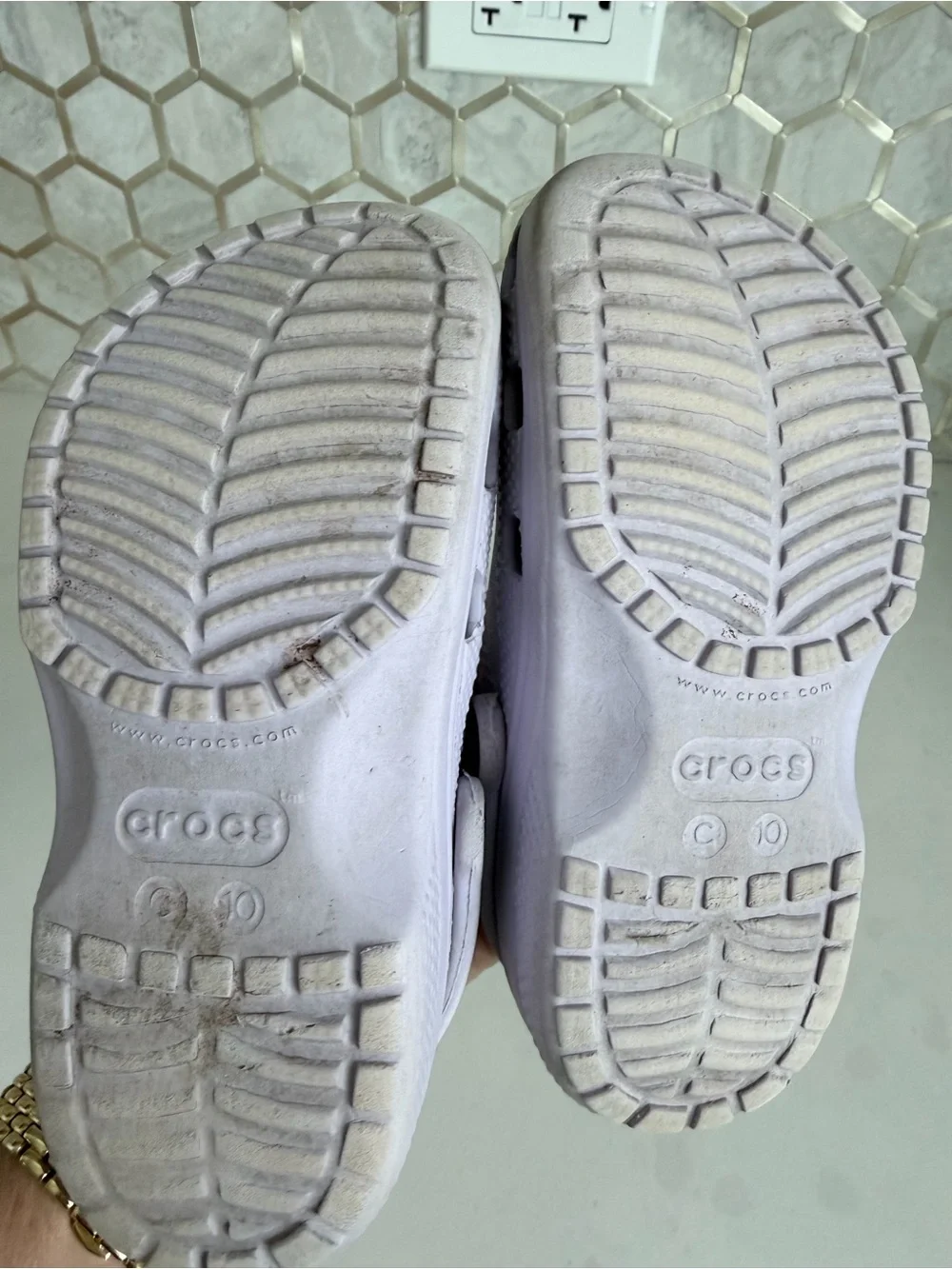 CROCS Light Purple Kids Clog Shoes - Comfortable Everyday Slip-Ons 10C